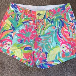 Size 4 Lilly Pulitzer Callahan shorts